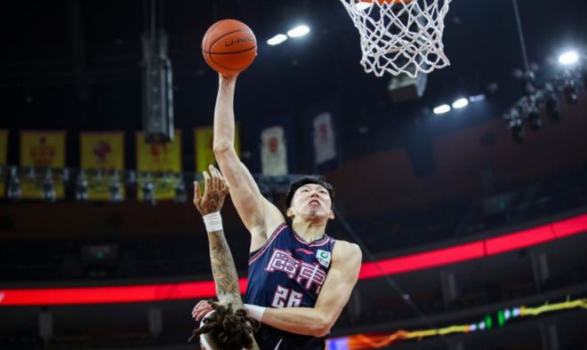 集结日广东宏远备战中超，远射贴柱细节流出，目标明确，纪律约束更严格的简单介绍AYX官网