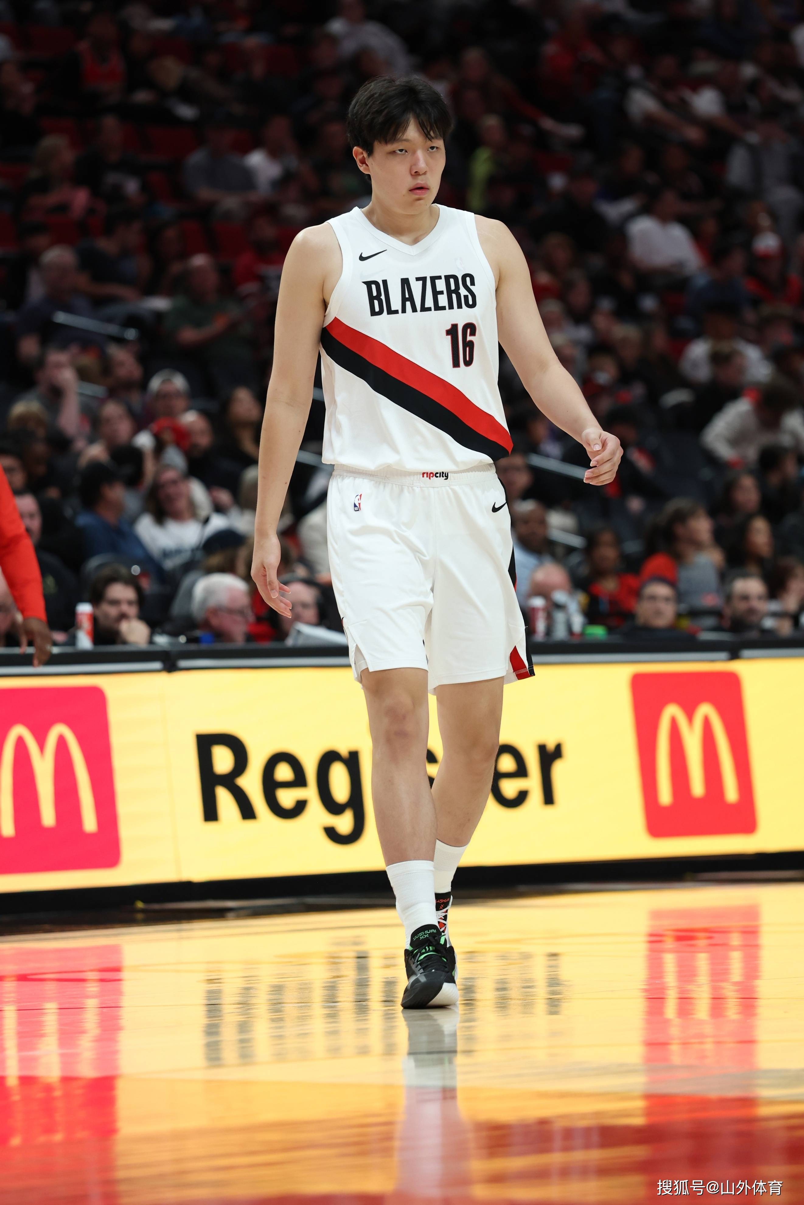 包含国际比赛日体能课后，波特兰开拓者防线松动备战NBA常规赛，管理层满意，资深球员宣示担当的词条AYXGAME