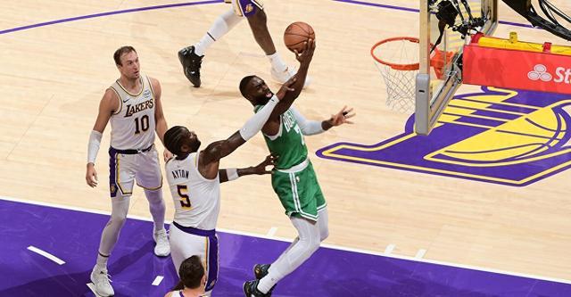 赛前曼联调整名单以备欧联Doinb在湖人比赛中势不可挡之后，托特纳姆关键时刻回应争议的简单介绍